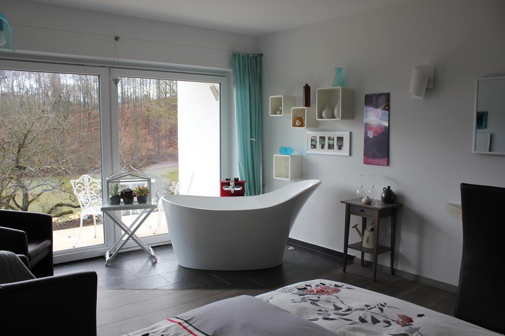 Hotel Haus Kallenberg Herbrechtingen Bilik gambar